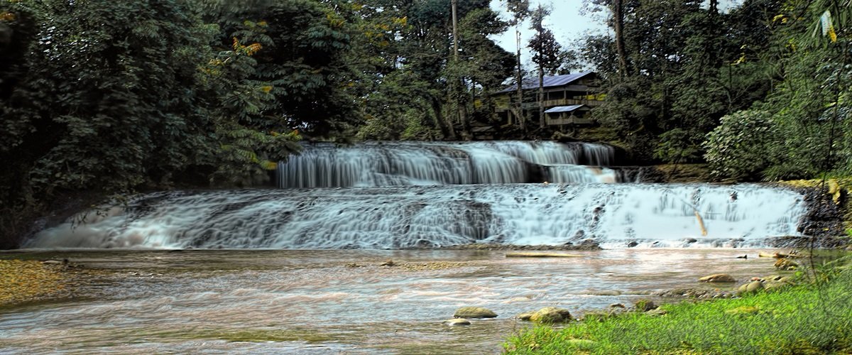 Air Terjun Caroce